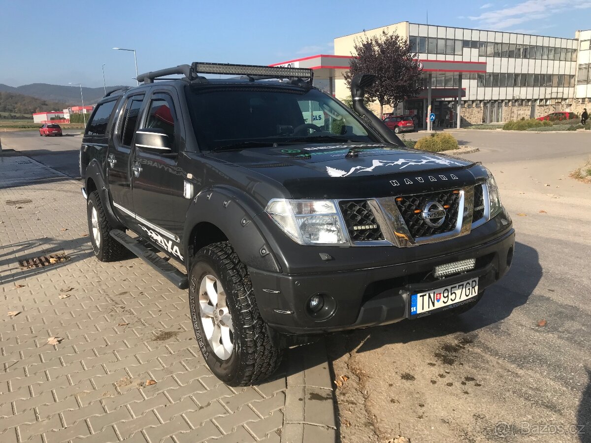 Predám nissan Navara 2.5 automat