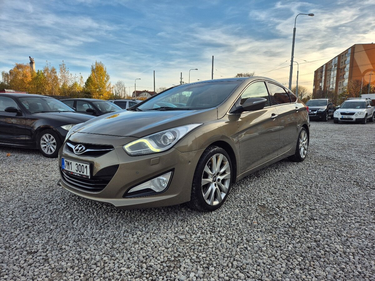 Hyundai i40,1.7CRDi,100KW,PLNÁ VÝBAVA,LED,WEBASTO,R.V.2014 - 3