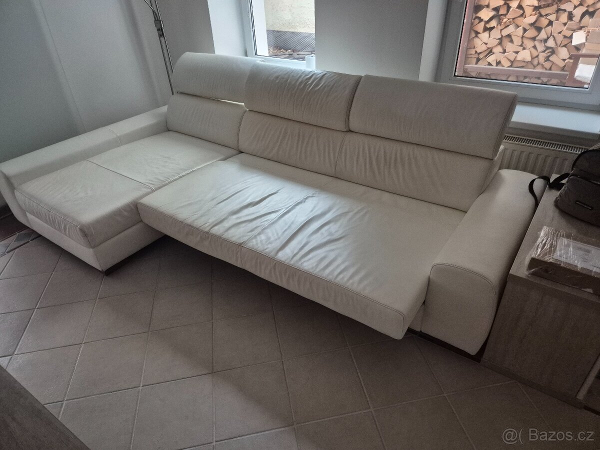 prodám bílou sedací soupravu - 3