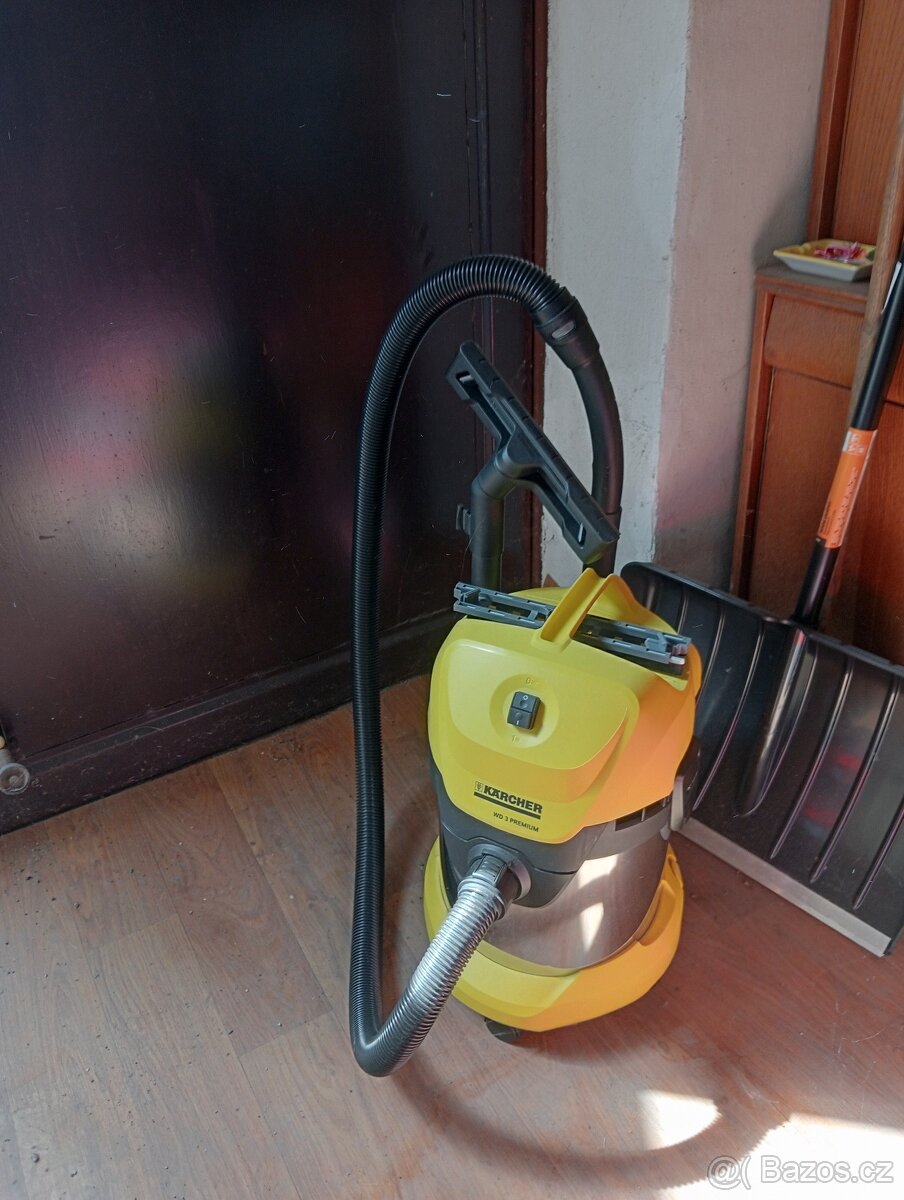 Vysavač Karcher WD 3 Premium - 3