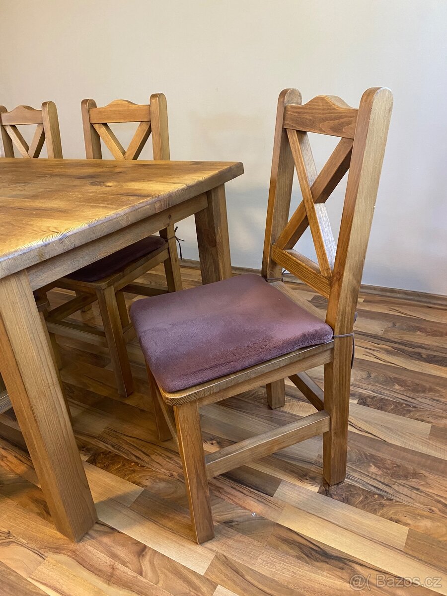 Jídelní stůl+6 židlí masiv - 3