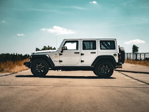 Jeep Wrangler Sahara automat 2014 hard top