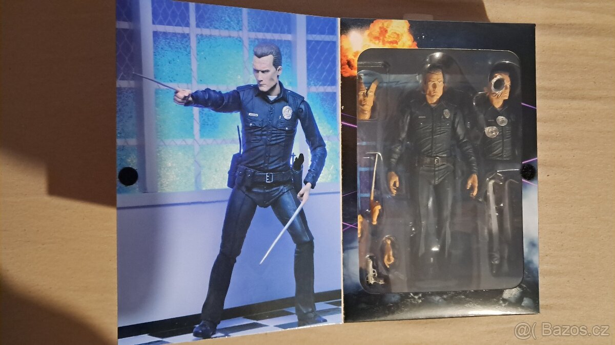 NECA Ultimate figurky - 3