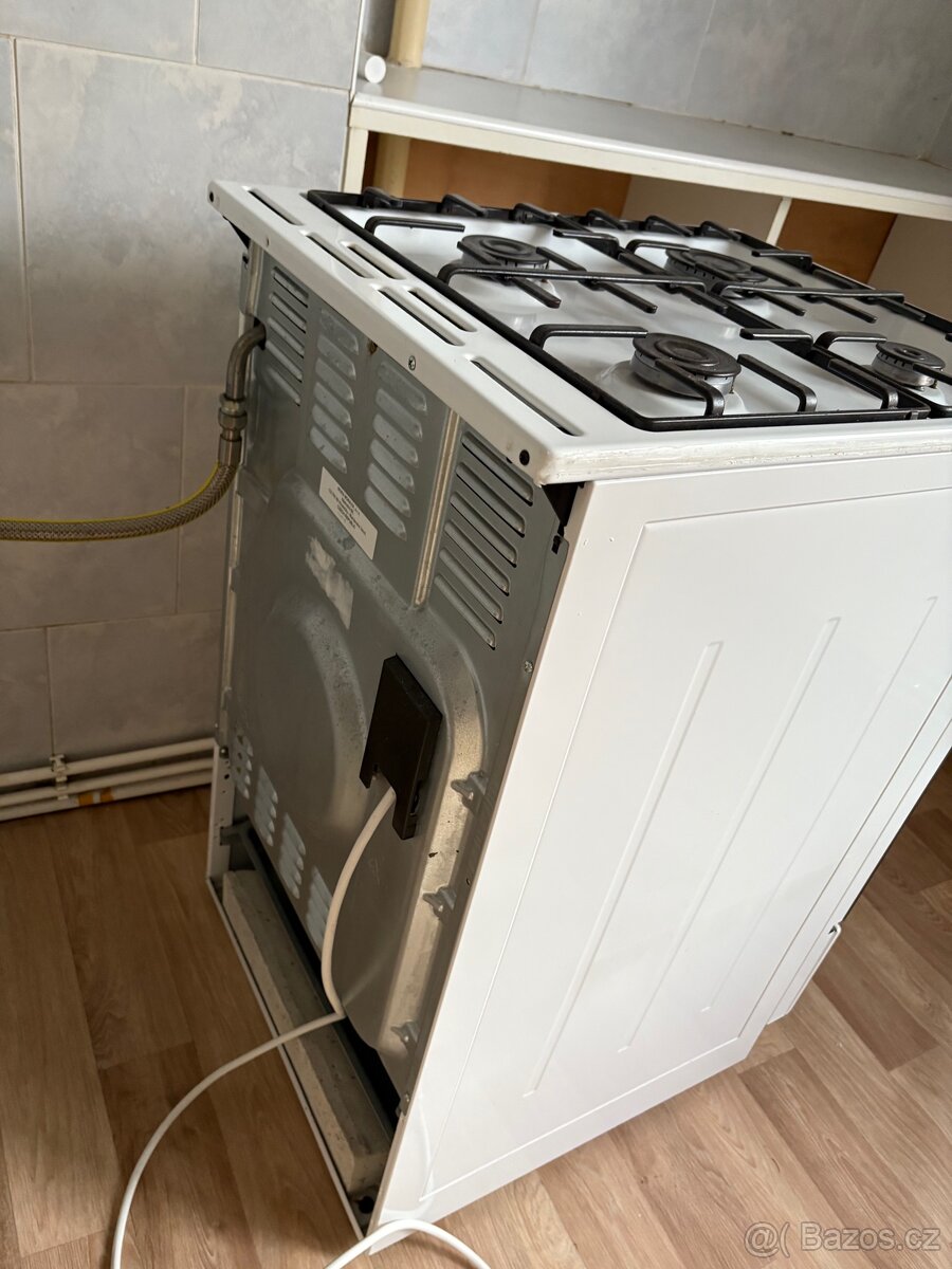 Plynový sporák MORA - 3