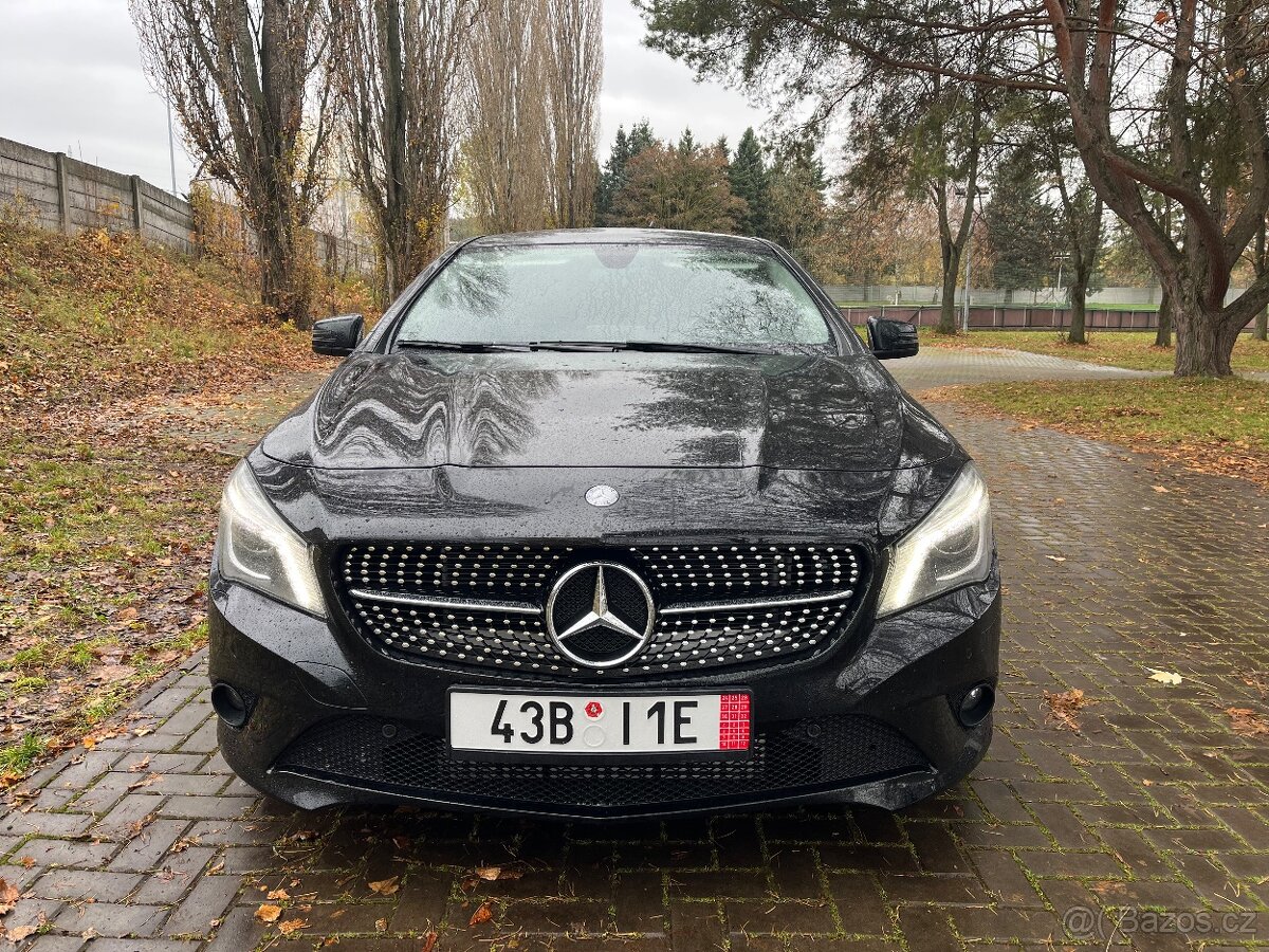 MERCEDES BENZ CLA 200D SHOOTINGBRAKE - 3