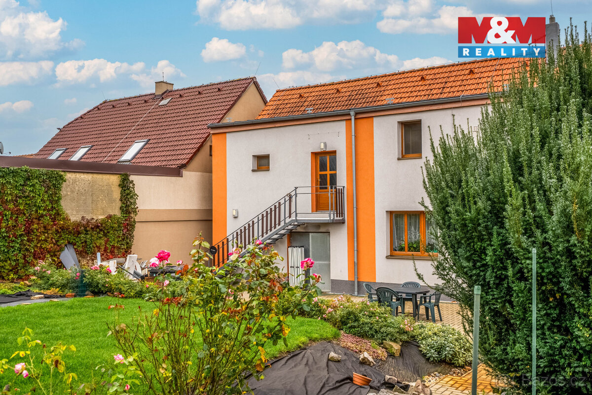 Prodej domu se 3 byty, 203 m², Hostivice - 3