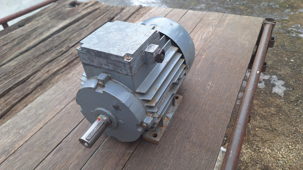 Elektromotor MEZ Mohelnice - 2,2 kW - 3