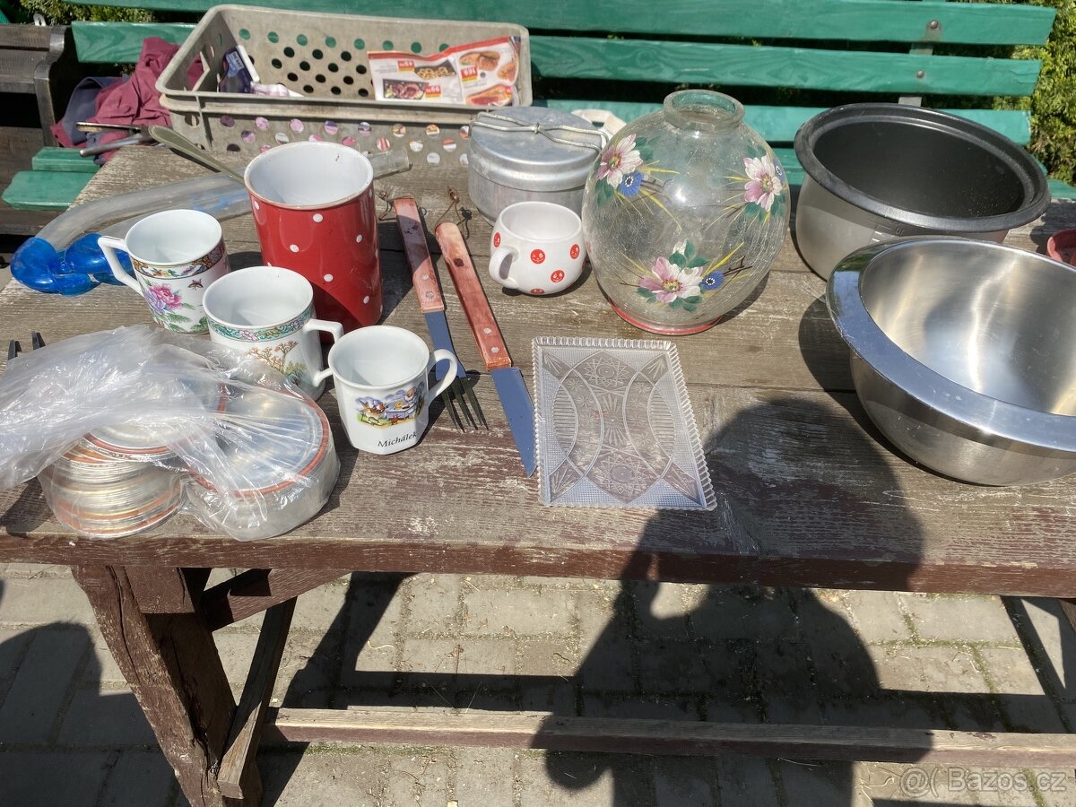 mix hrnky, nádobí - 3