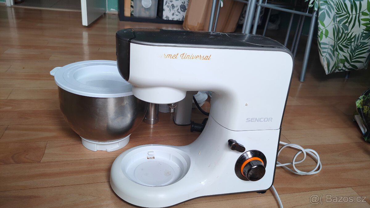 Kuchyňský robot - nefunguje - 3