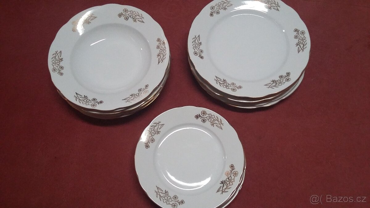 Sada talířů - 3