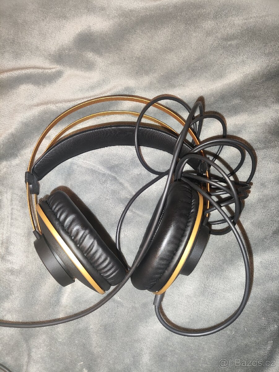 Sluchátka AKG K92 nové - 3