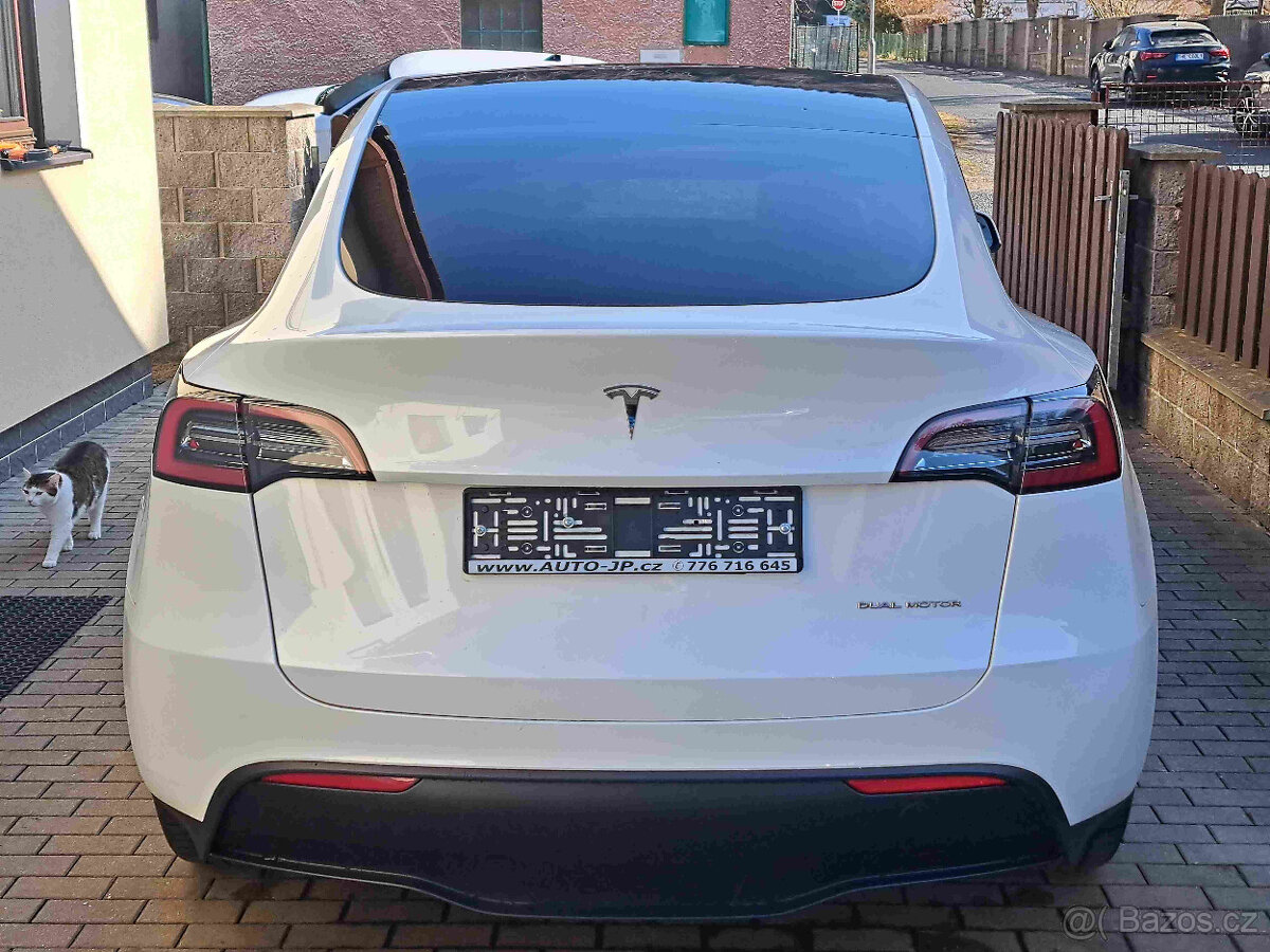 Tesla Model Y AWD 4x4 Long Range - 1860 - 3