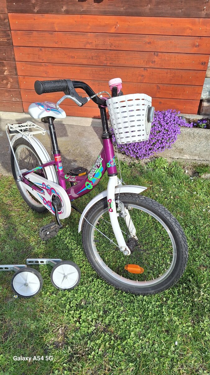 Dětské dívčí kolo + přídavná kolečka - 3