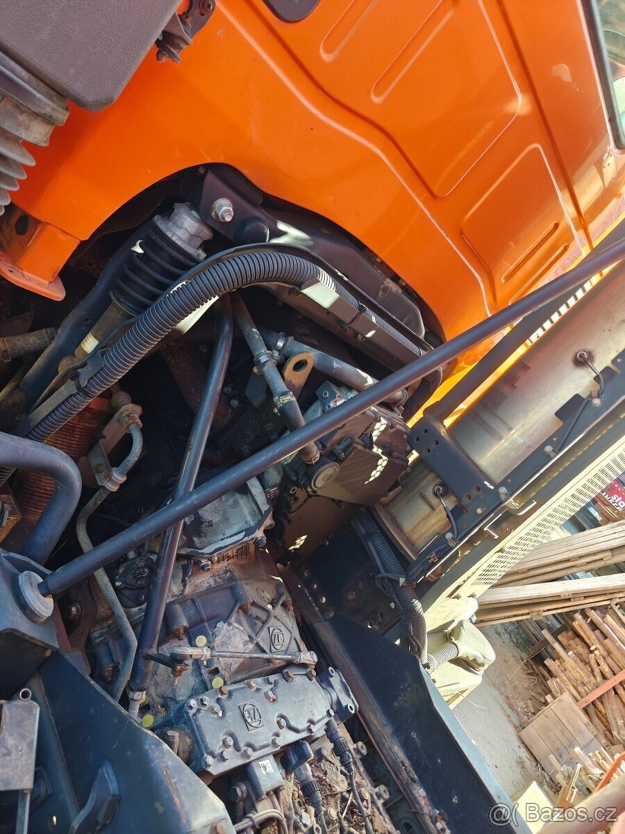 IVECO Trakker 450 pohon 6x6 - 3