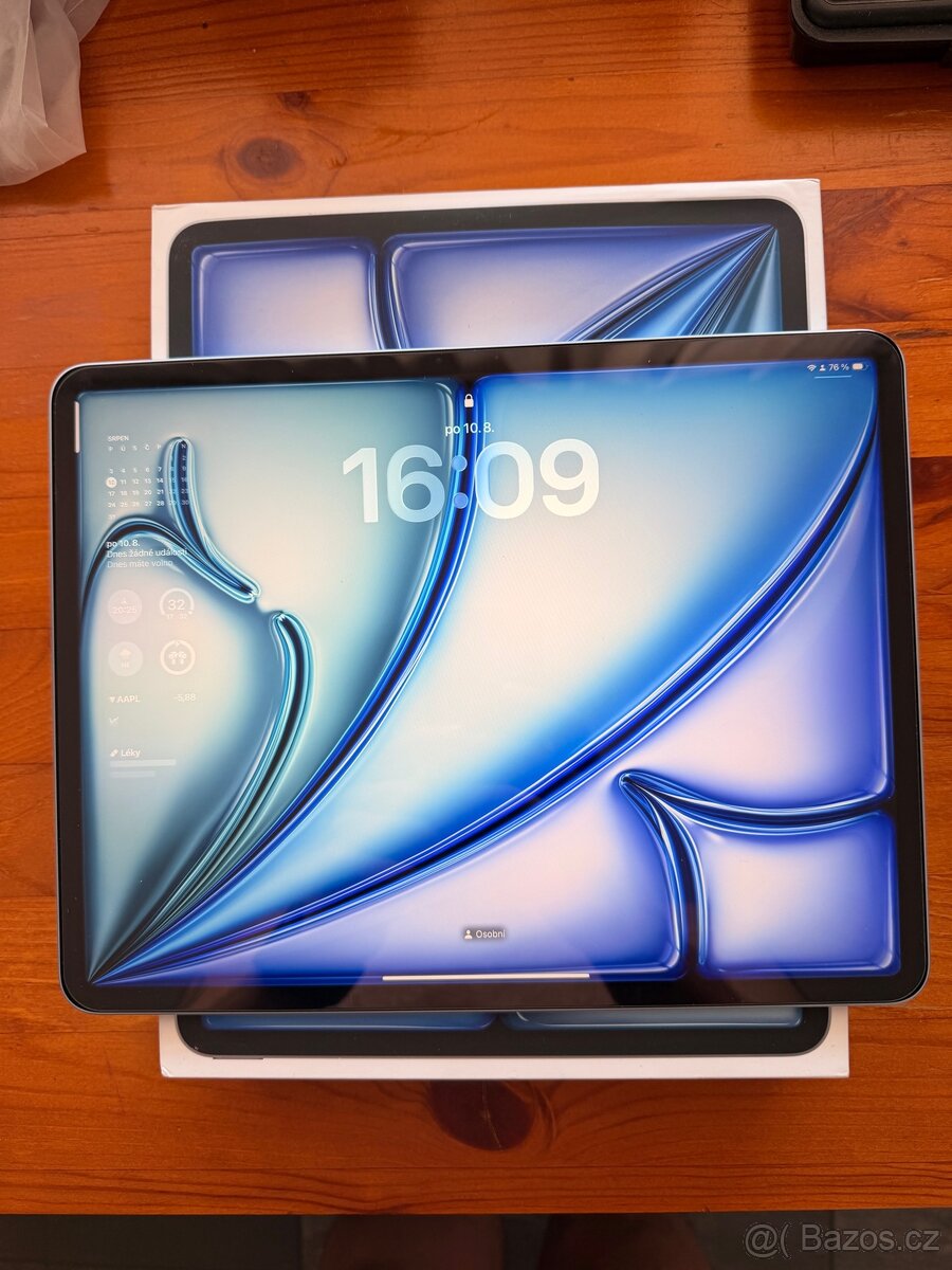 iPad Air 13” M2 modrý 512GB - 3