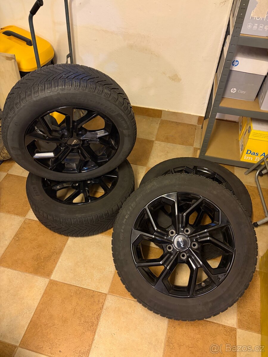 PLATIN P 115, black shiny R16 - 3