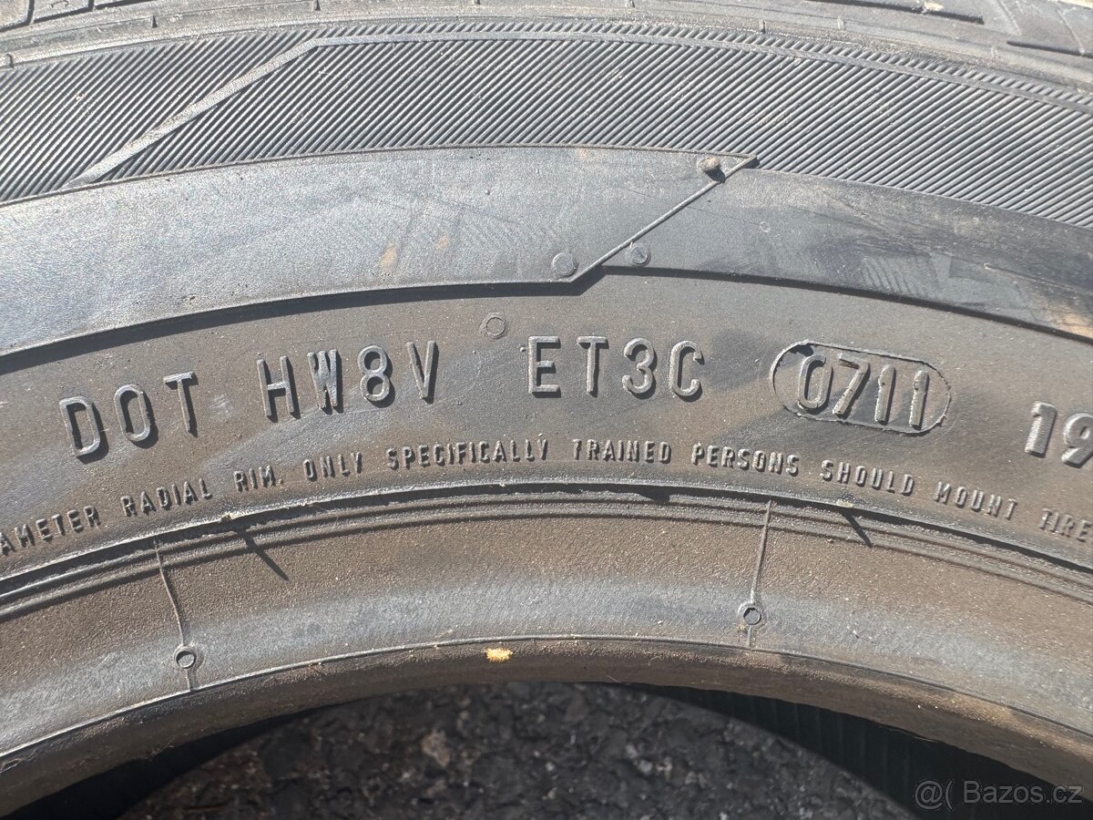 Barum Vanis 195/70 R15 - 3