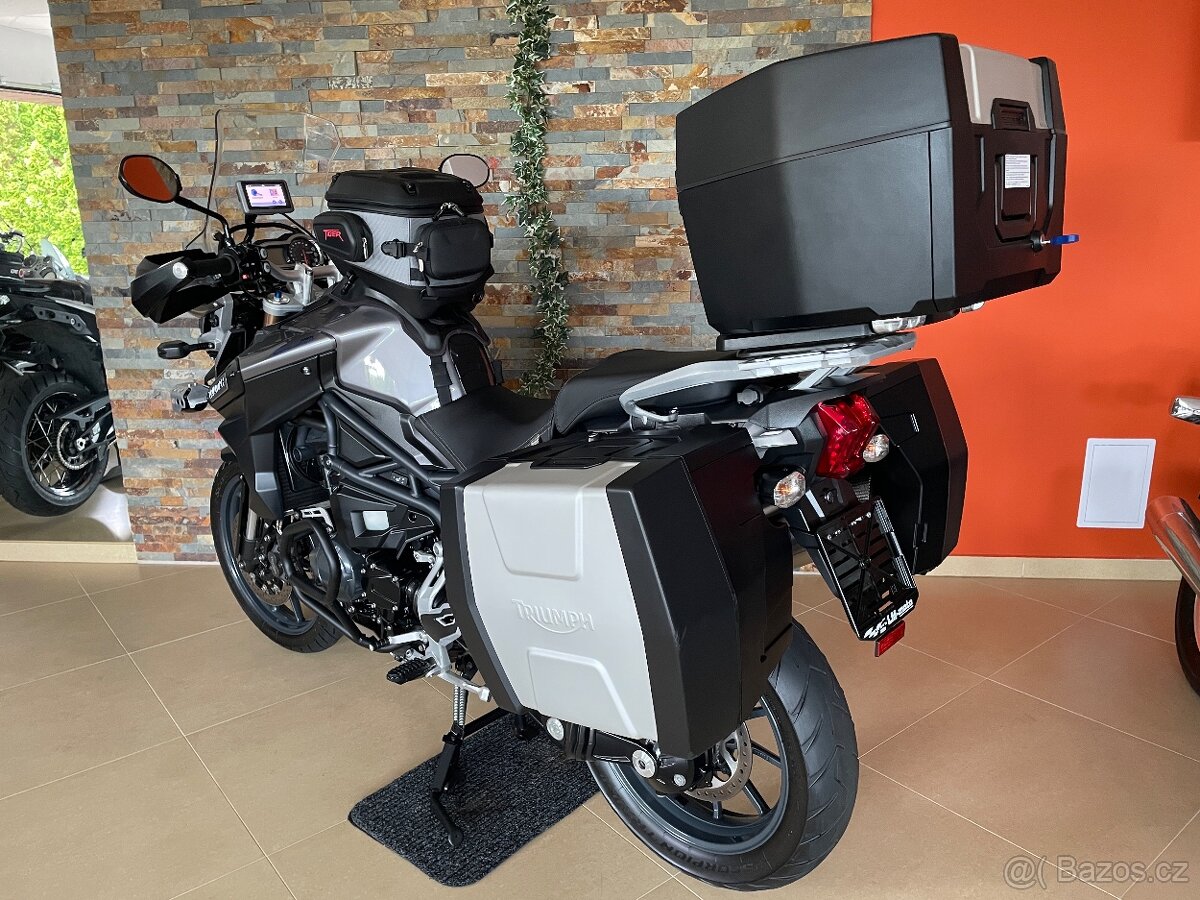 Triumph Tiger 1200 Explorer, serv. historie, plná výbava, To