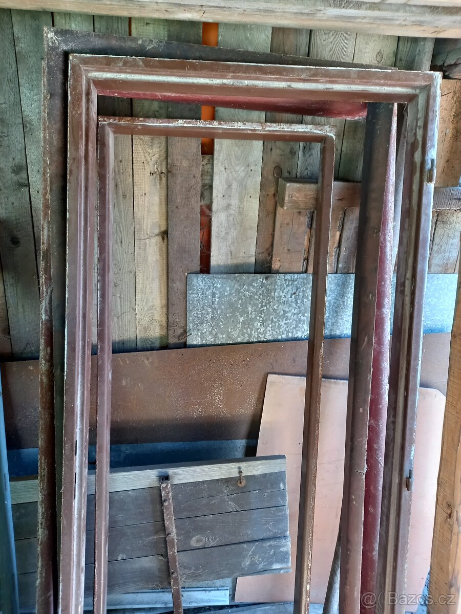 Zarubně( futra) železná 80P, 90P - 3