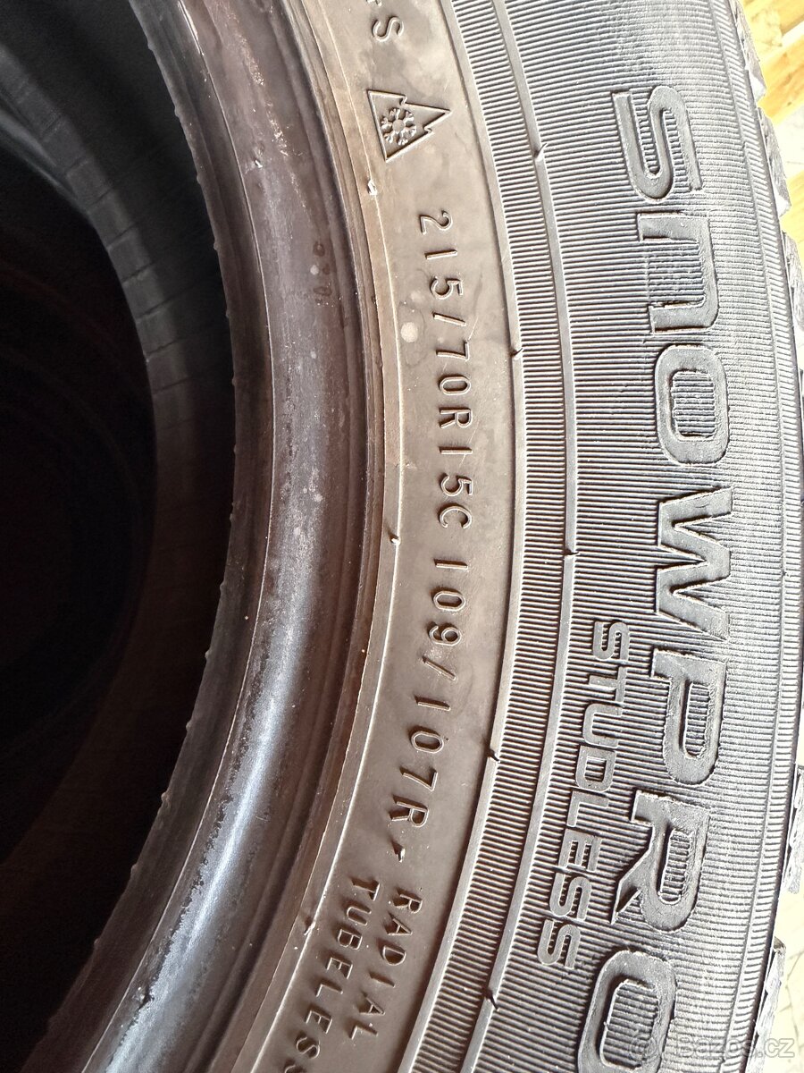 Pneu zimní Nokian 215/70/15C gumy - 3