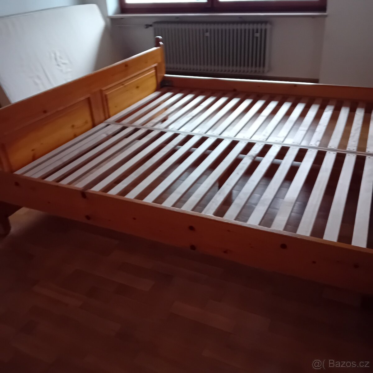 Manželská postel "masiv - 3