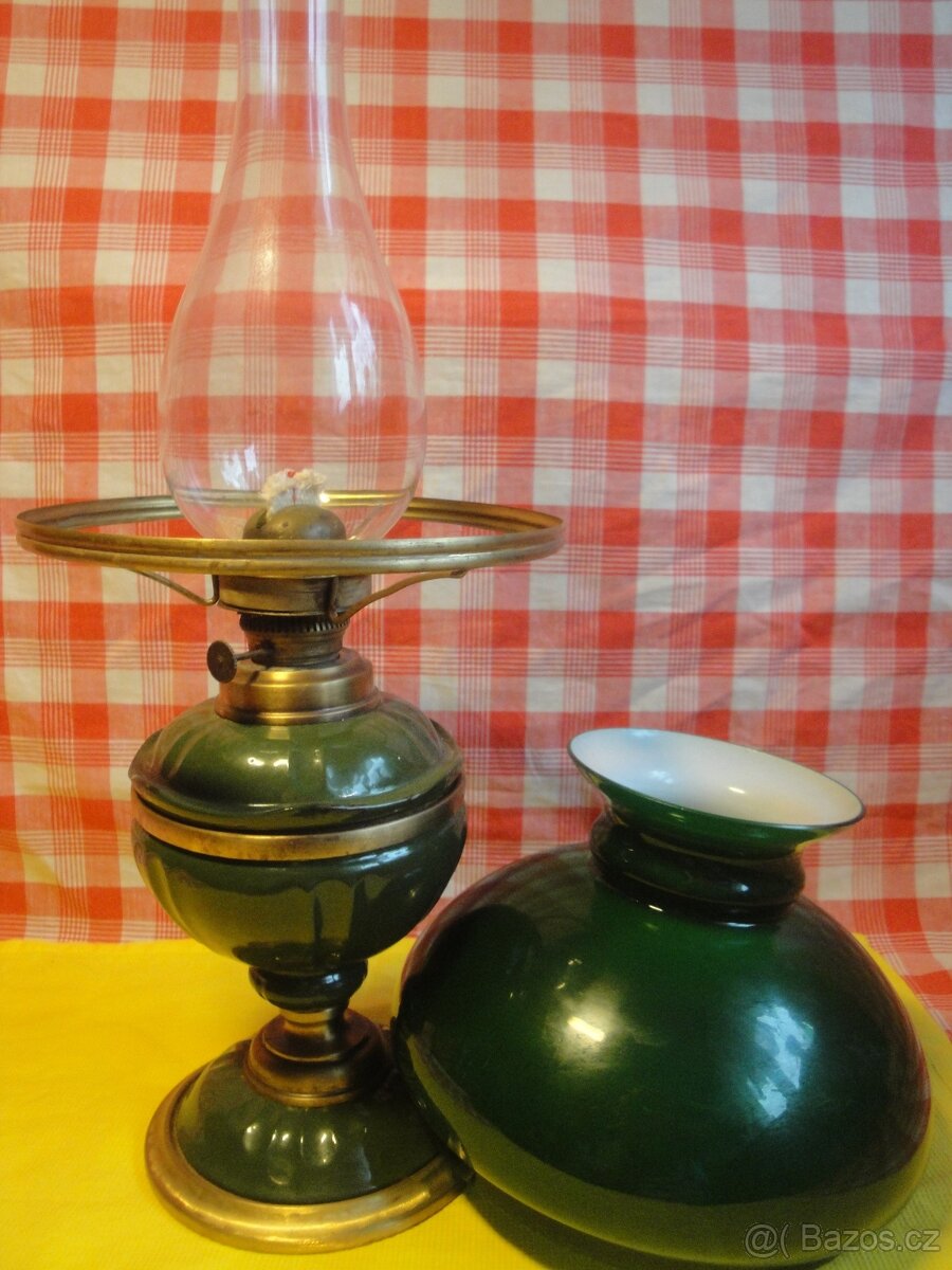 stará petrolejová lampa jaká se hned tak nevidí - 3