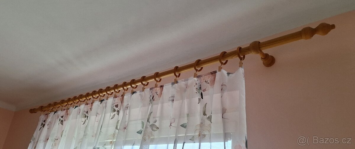 Prodám dřevěné (imitace) garnýže - 3 ks - 3