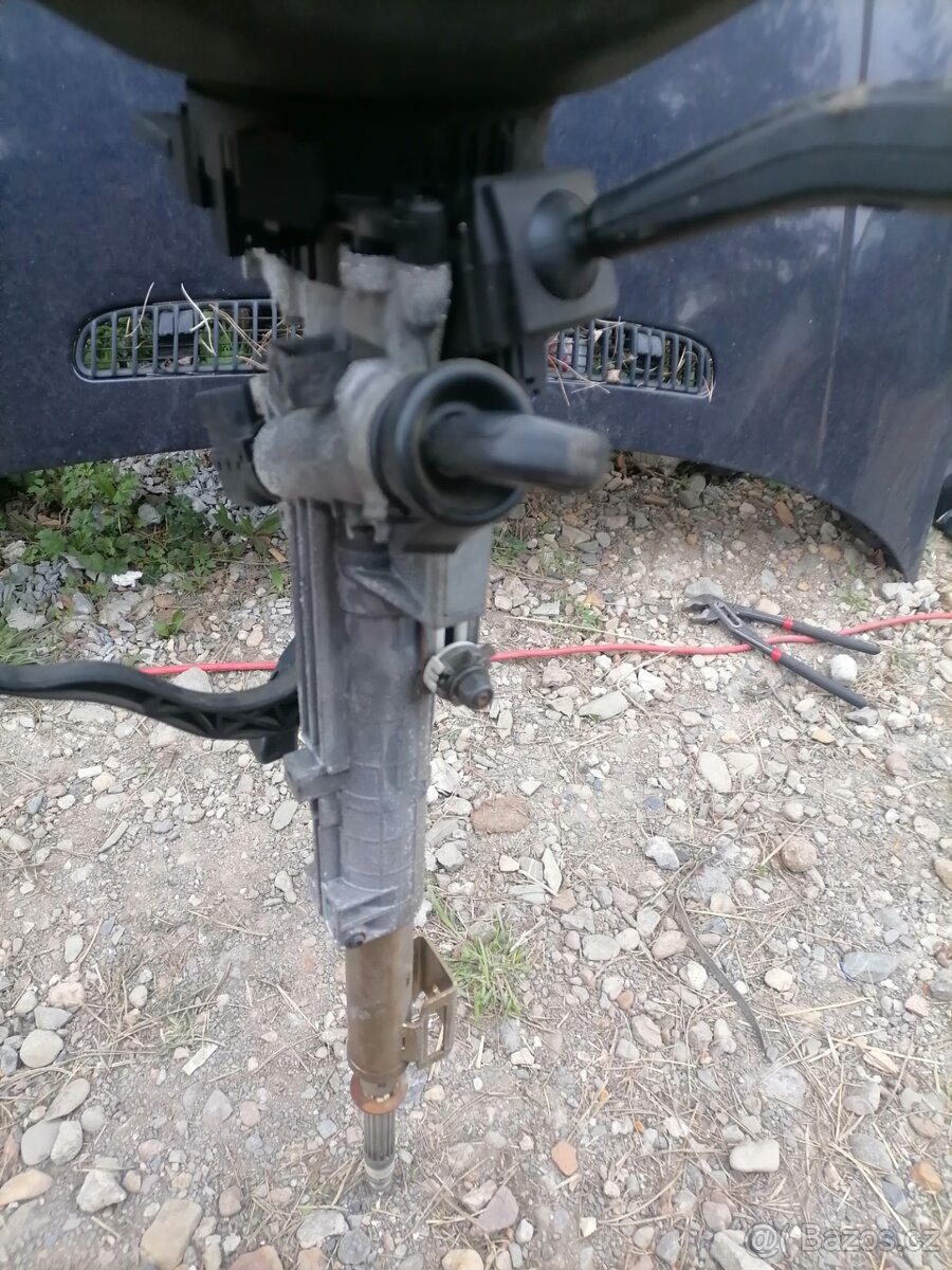 Volant s pačkamy a spínací skříňkou na bmw e46 - 3