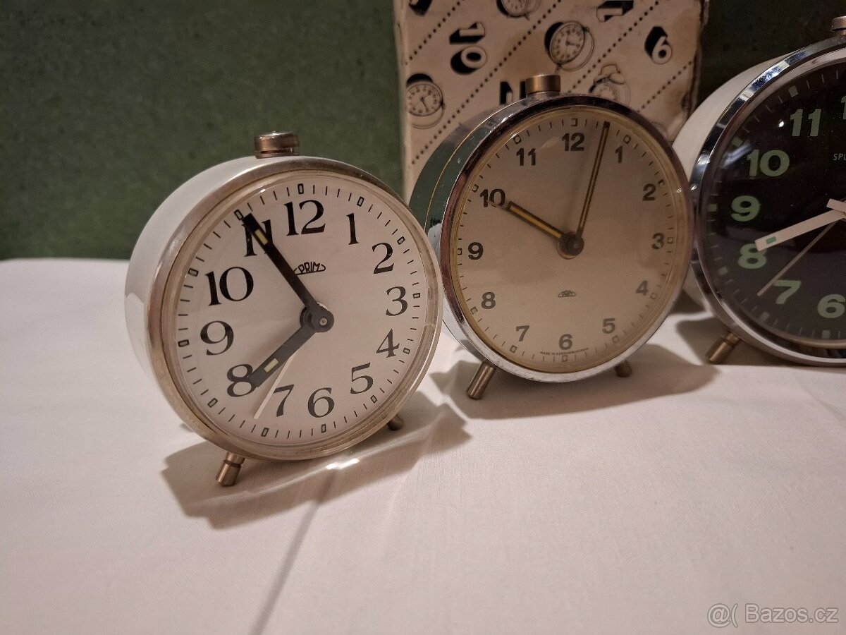 4x budík Prim 1x Splendex + 2x krabička - 3