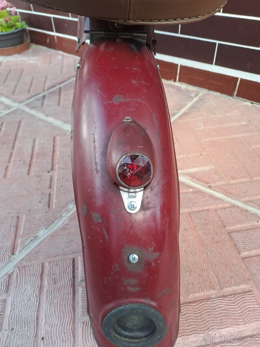 Zadní blatník Jawa Pérák - 3