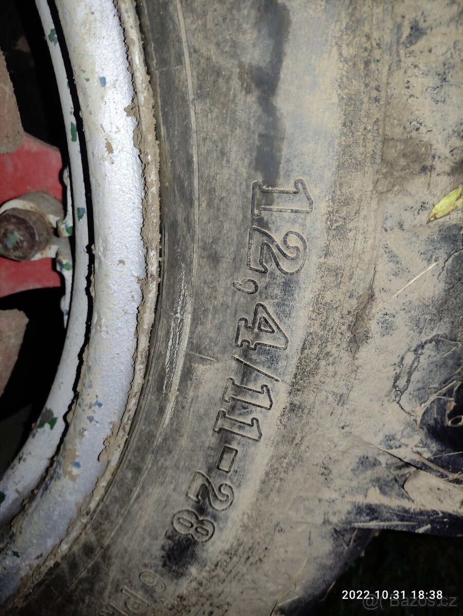 Zadní kola Zetor 3011 - 3