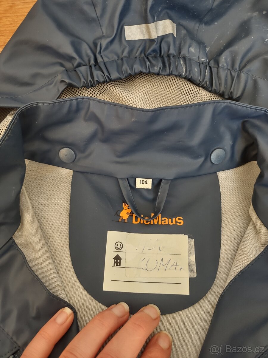 Pláštěnka 104 - 3