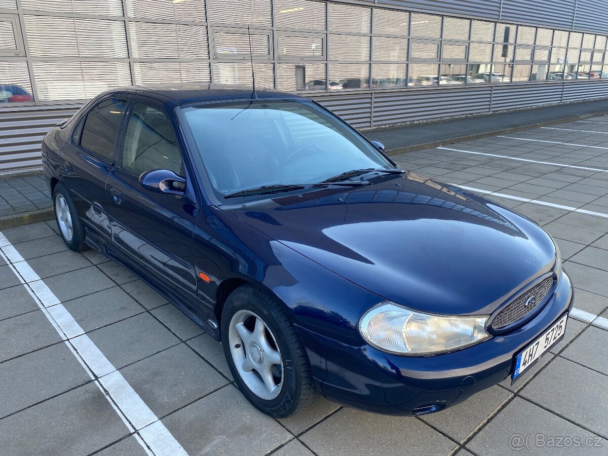 Ford Mondeo 2,5 V6 125 kW - 3