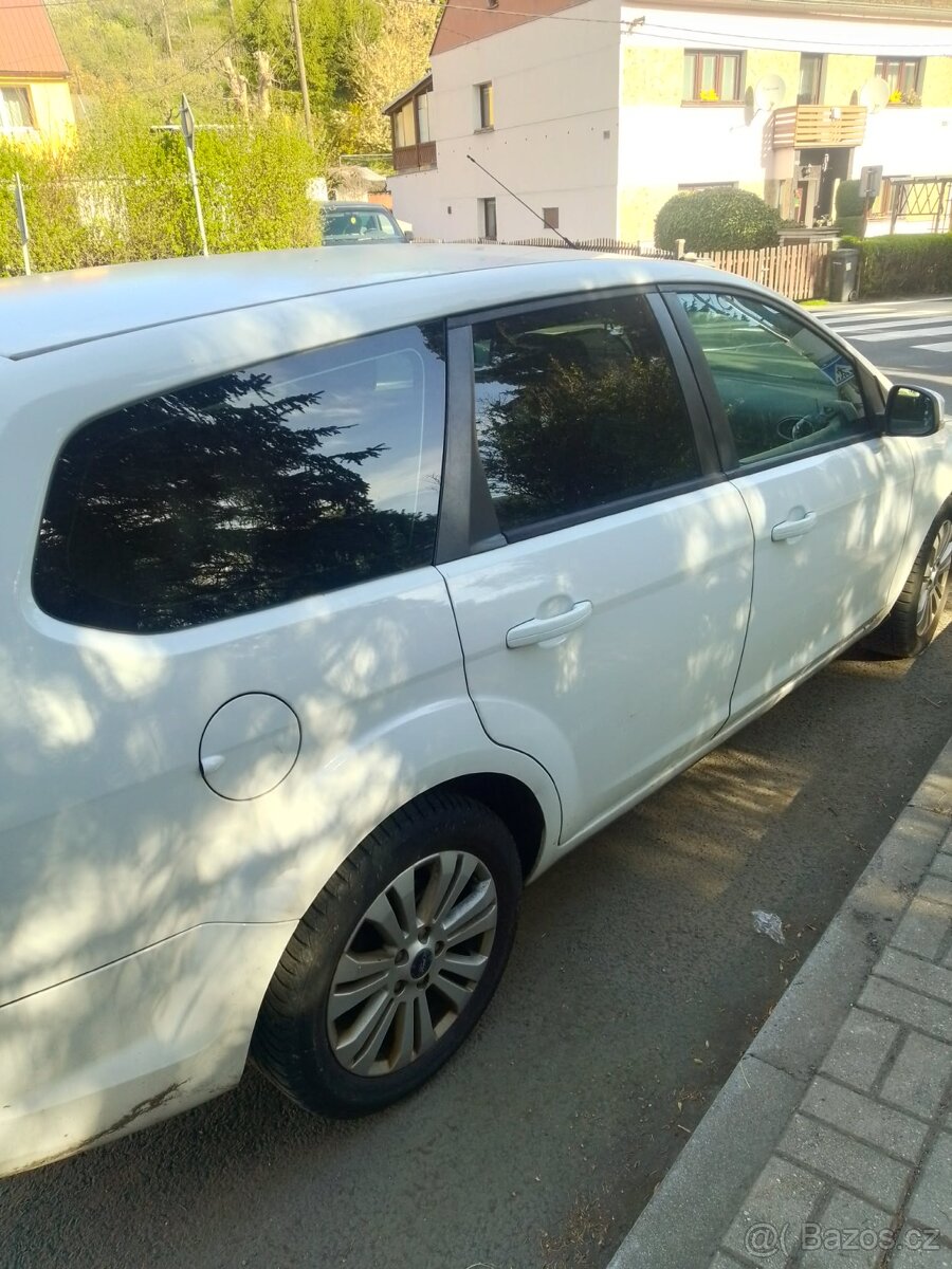Ford Focus 1.6 benzin 2008 - 3