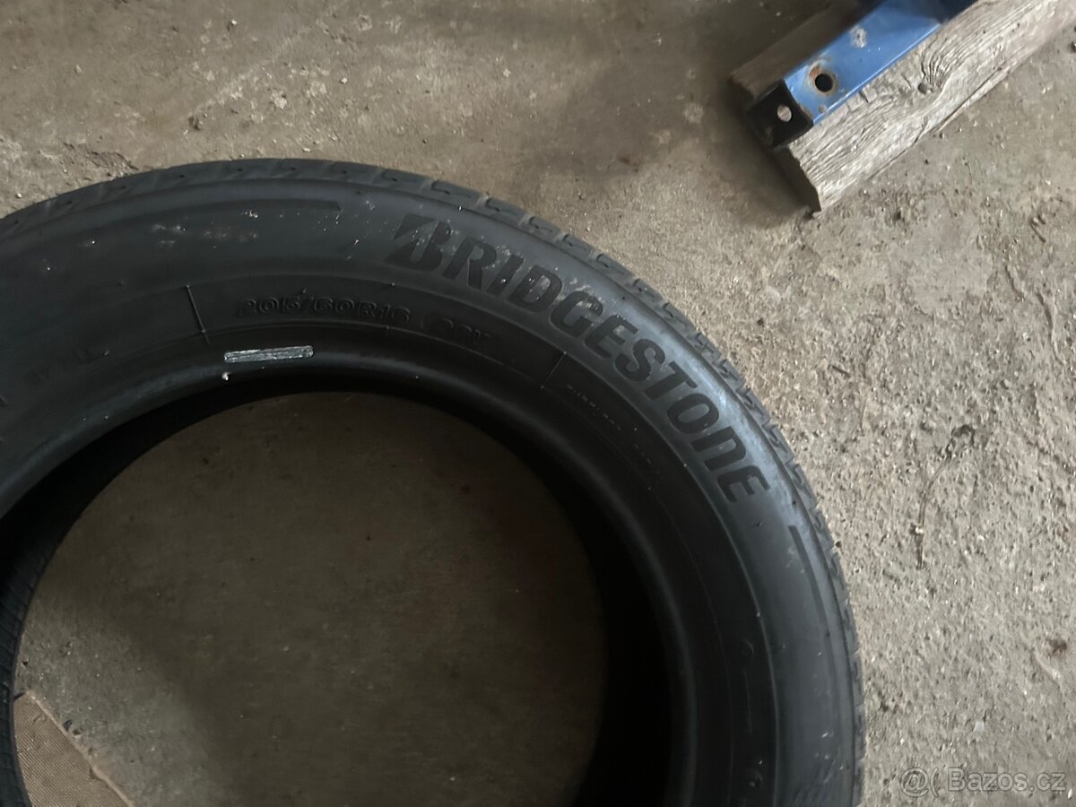Letní sada Bridgestone 205/60/r16 - 3