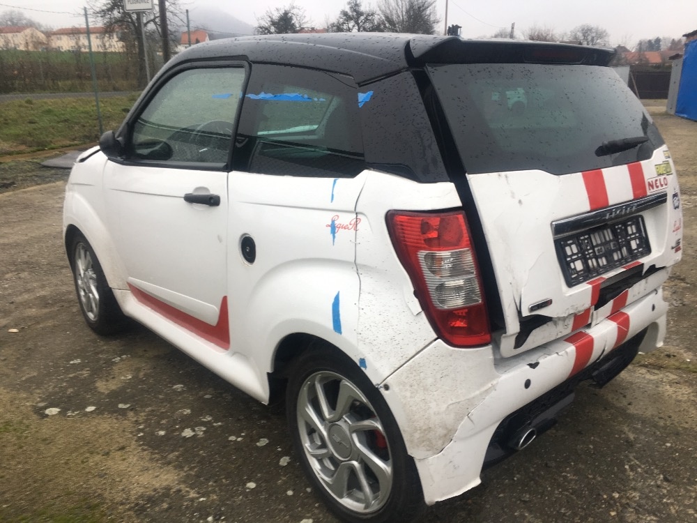 Ligier JS50 díly z vozu - 3