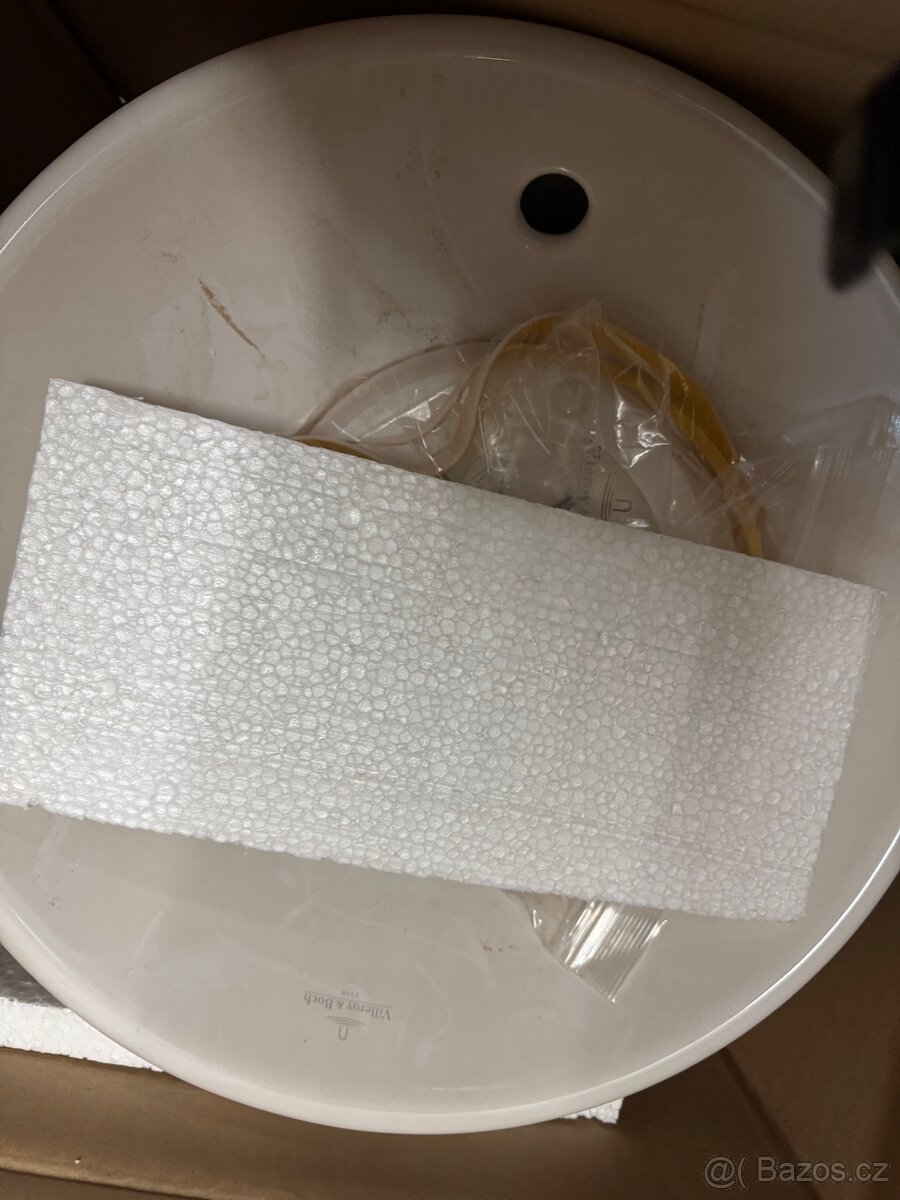 Nové umyvadlo 2 kusy Villeroy & Boch Loop & Friends 71803801 - 3