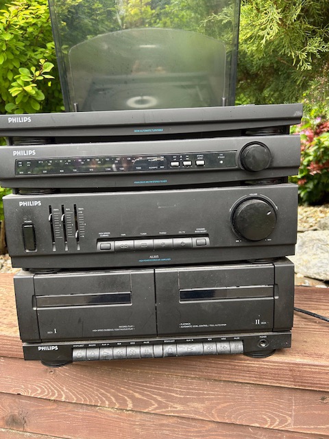 PHILIPS - radio, magnetofon, gramofon, reproduktory. - 3