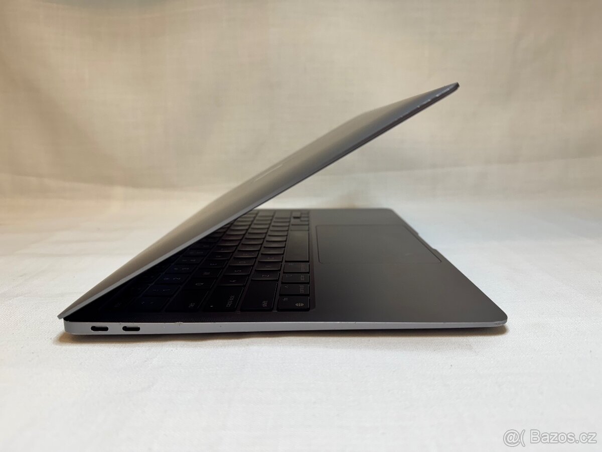 13 APPLE MacBook Air M1 8jádro ZÁRUKA Ram 8/16Gb SSD 128/256 - 3