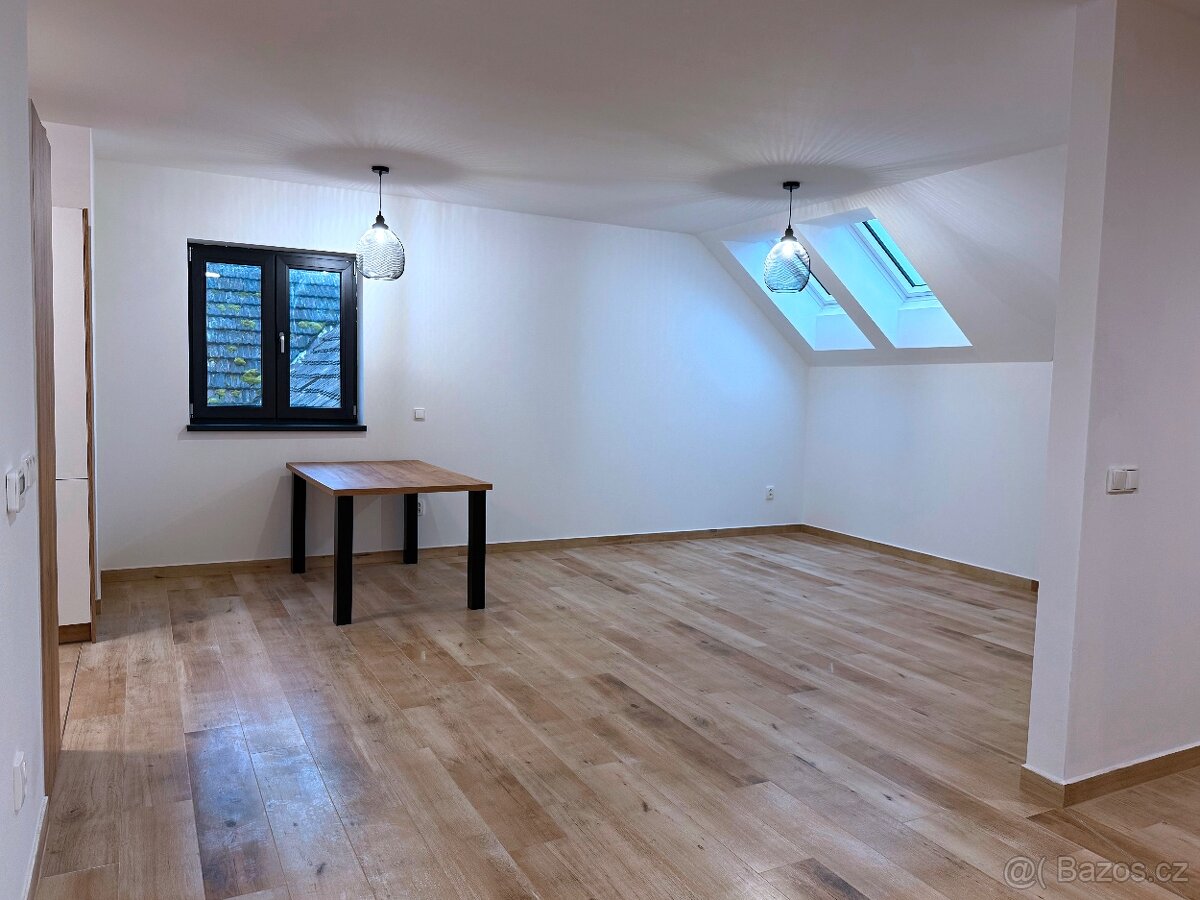 Pronájem zrekonstruovaného bytu 3+kk Zahořany - 3