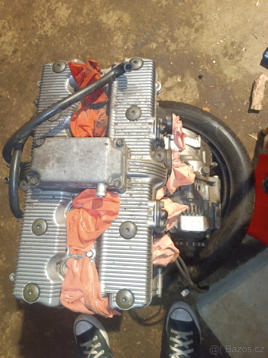 Suzuki gsf Bandit 600 - 3