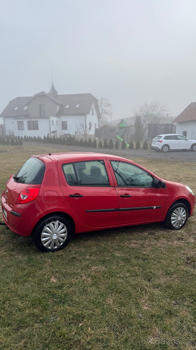 Renault Clio III 1.2 44 kW - 3