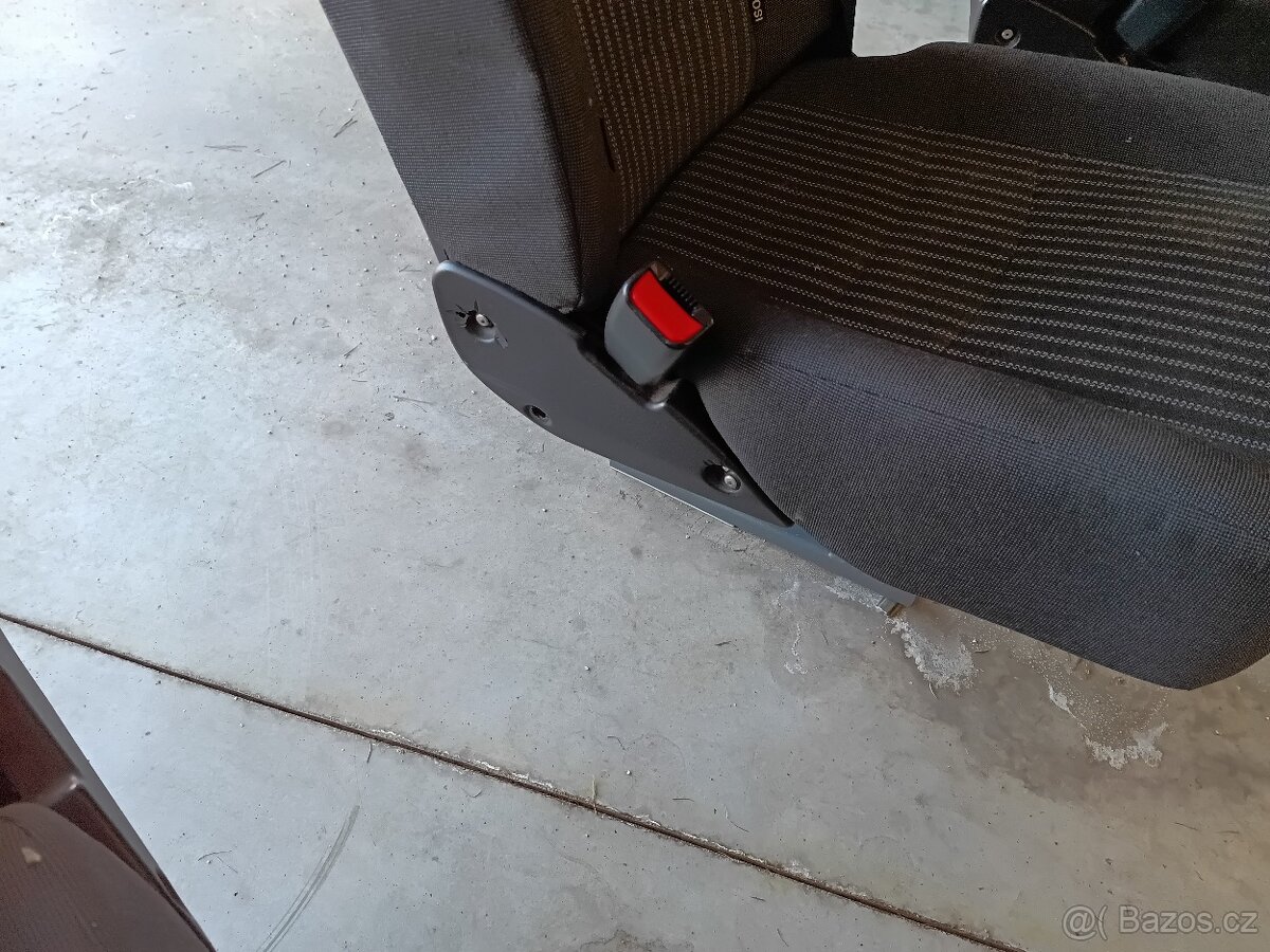 Sedačky do dodávky - 3