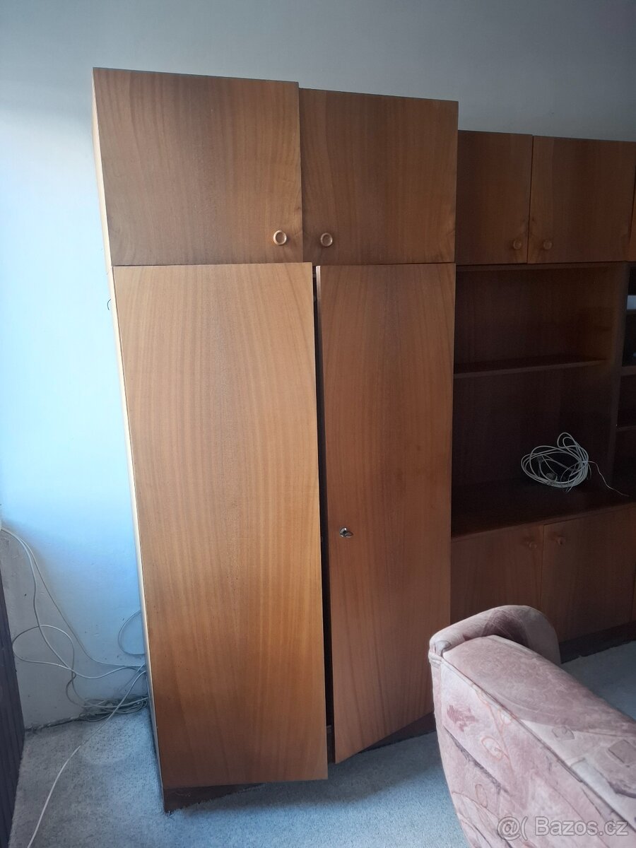 Obyváková stěna - 3