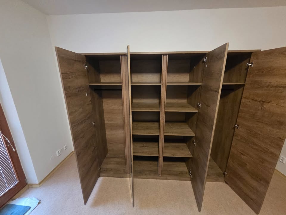 VEDDE Šatní skříň VEDDE 220×197 se zrcadlem divoký tmavý du - 3