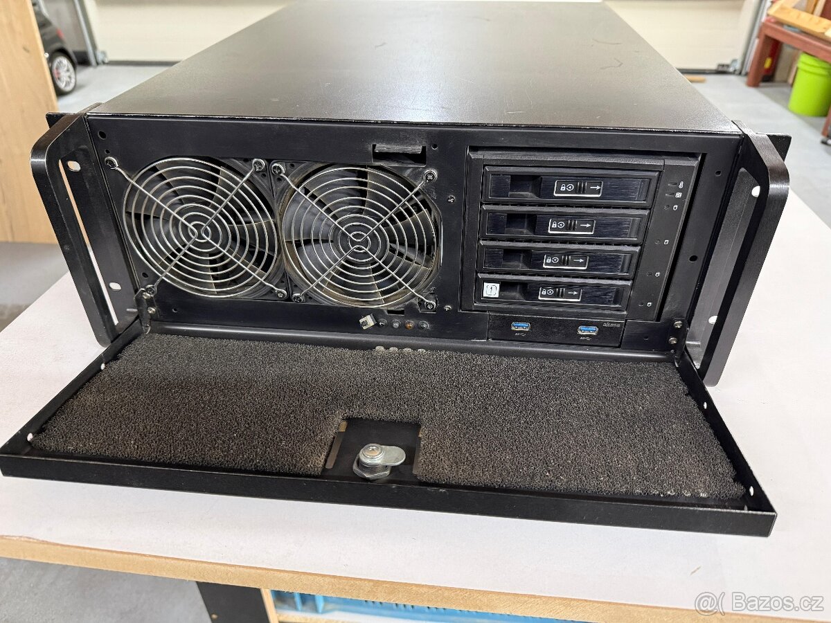 Výkonný Server – AMD EPYC 7313P, 128 GB ECC RAM, 5× 10TB - 3