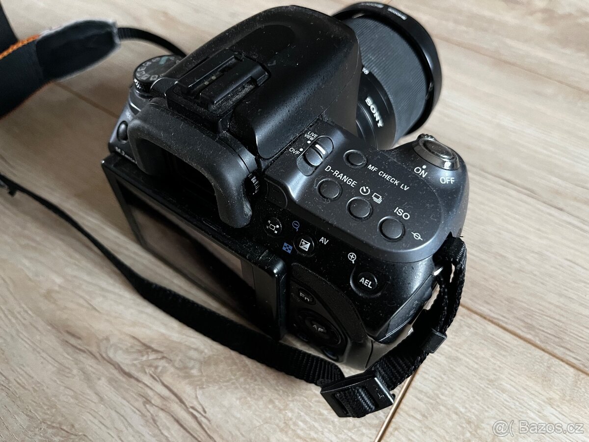 Zrcadlovka SONY Alpha A550 a kit objektiv 18-70 - 3