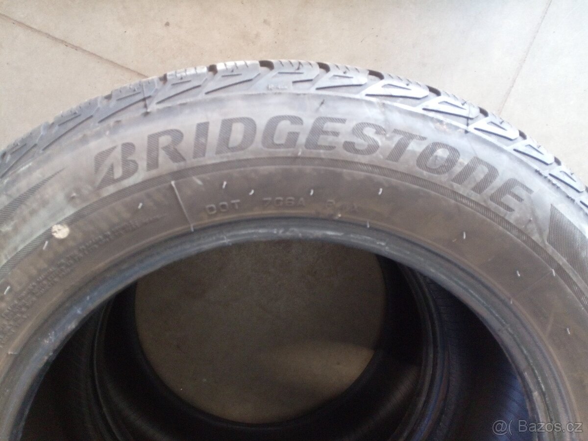 2ks zimní pneu zn. Bridgestone 225/55 R 16 - 3