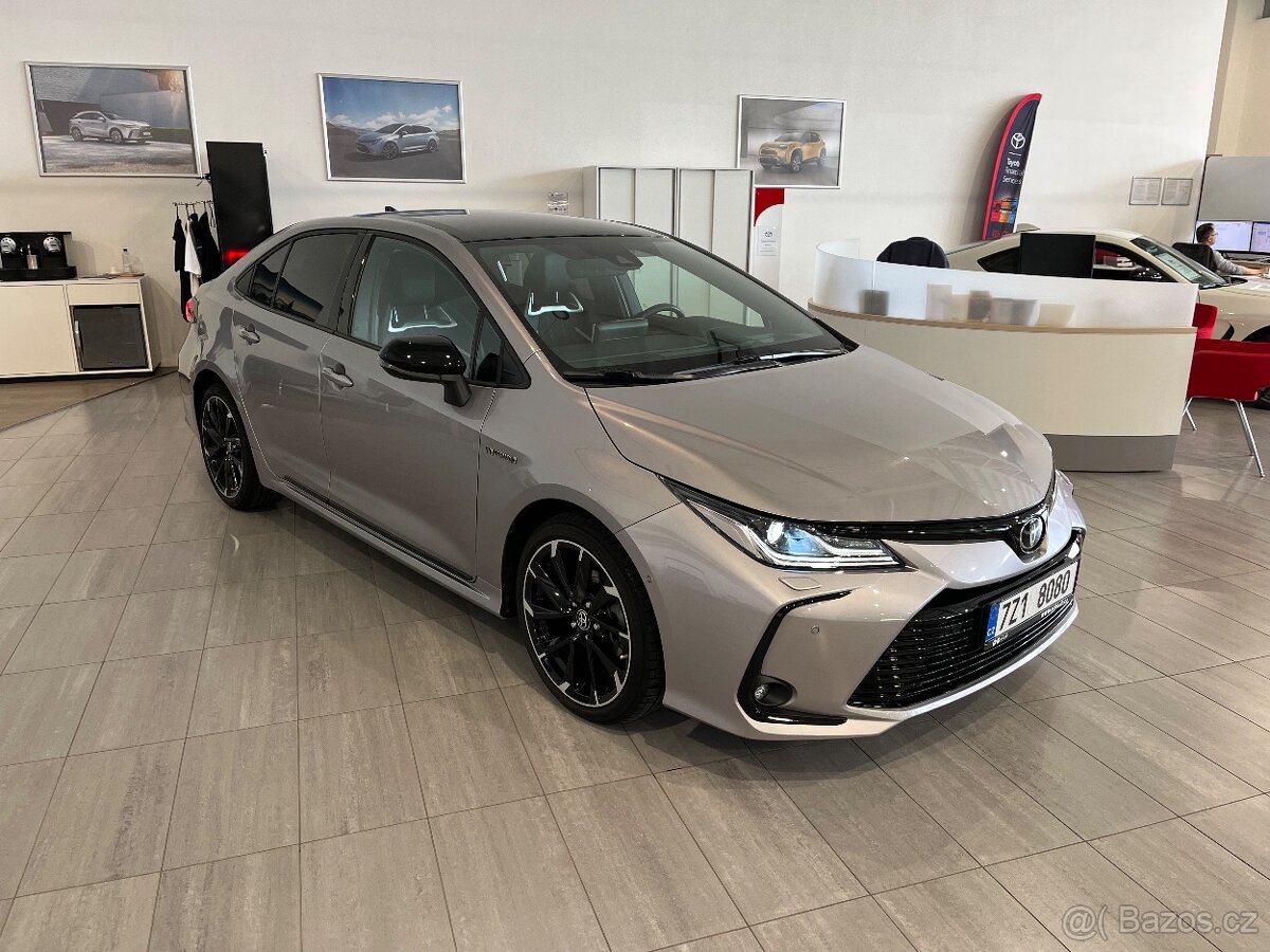 Toyota Corolla sedan GR SPORT DYNAMIC - 3