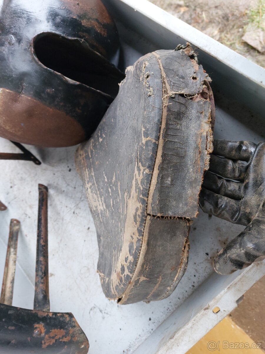 Sedlo ČZ 150C nebo JAWA PERAK - 3